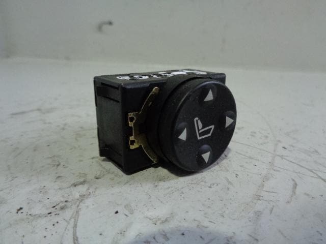 Range Rover L322 Lumbar Switch YUB101020PUY Seat Off side