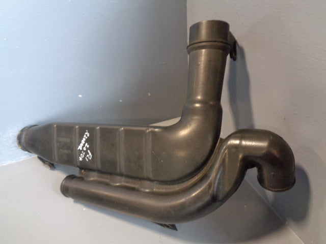 Freelander 1 Air Intake Cross Over Pipe TD4 PHD000170 Land