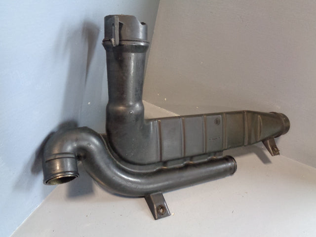 Freelander 1 Air Intake Cross Over Pipe TD4 PHD000170 Land