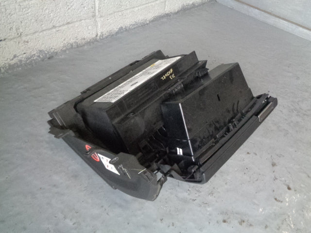 Discovery 3 Glove Box Upper and Lower in Black Land Rover