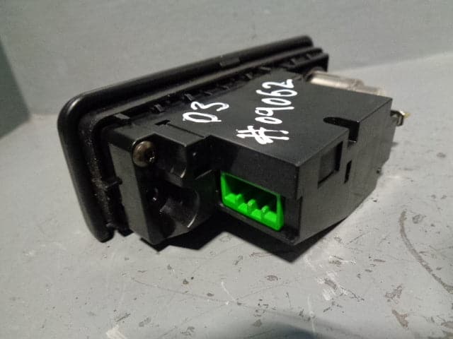 Audio Module 12V Aux Port XVO500020 Discovery 3 4 Land Rover