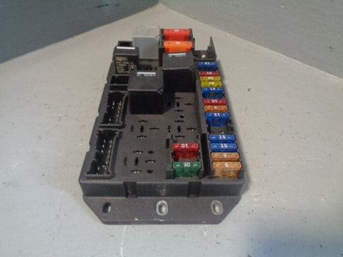 Range Rover L322 V8 Petrol Engine Bay Fuse Box YQE500090