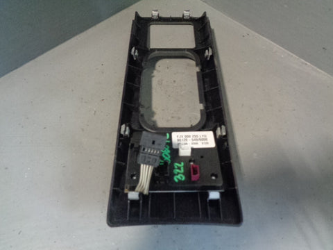 Range Rover L322 Hill Descent FJV000255LYU Terrain Panel