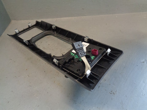 Range Rover L322 Hill Descent FJV000255LYU Terrain Panel