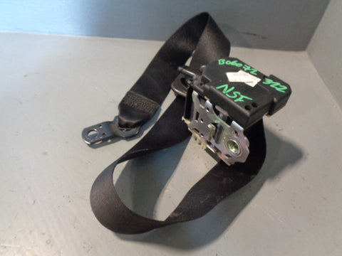 Range Rover L322 Seat Belt Near Side Front in Black 2002
