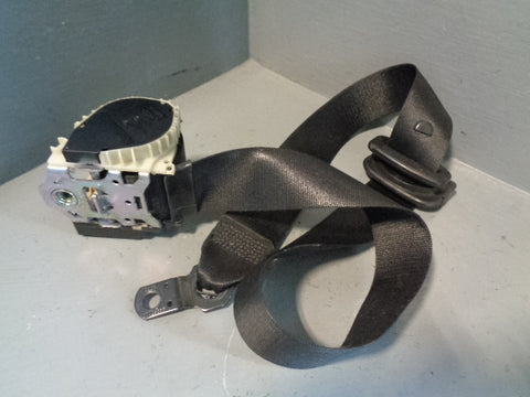 Range Rover L322 Seat Belt Near Side Front in Black 2002