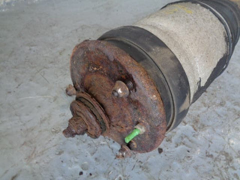 Discovery 3 Rear Suspension Airbag Shock Absorber Strut Land