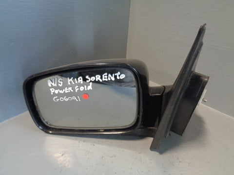 Kia Sorento Door Mirror Near Side Electric in Black