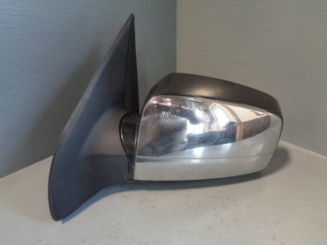 Kia Sorento Door Mirror Near Side Electric in Black