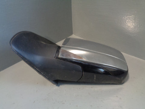 Kia Sorento Door Mirror Near Side Electric in Black