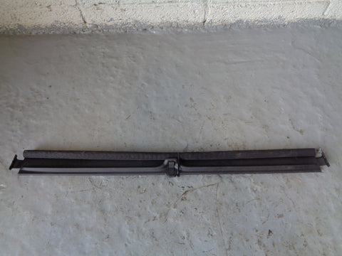 Discovery 4 Panoramic Sunroof Blind Centre Rear Land Rover