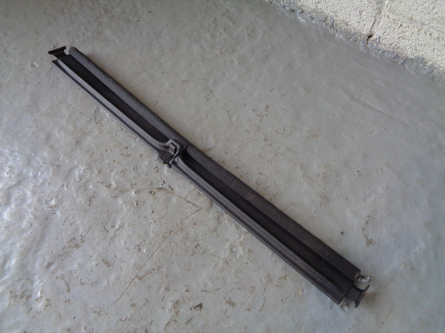 Discovery 4 Panoramic Sunroof Blind Centre Rear Land Rover 2009 to 201 ...