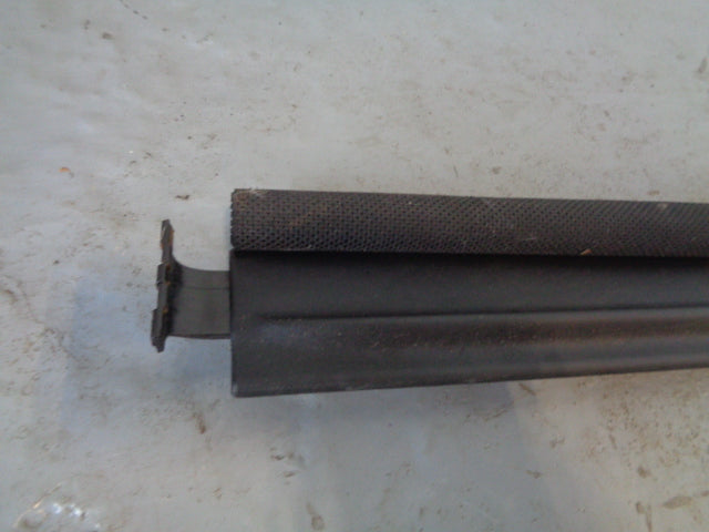 Discovery 4 Panoramic Sunroof Blind Centre Rear Land Rover 2009 to 201 ...