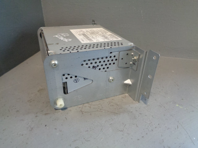 Freelander 2 CD Player 6 Disc 6G9N-14C230-TA Land Rover 2006