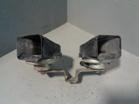 Range Rover L322 Horns Pair Of Two Tone Horns Land Rover