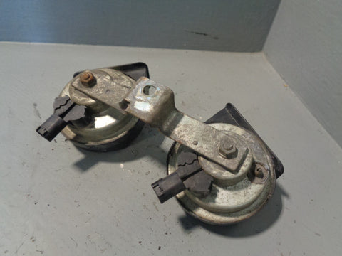 Range Rover L322 Horns Pair Of Two Tone Horns Land Rover
