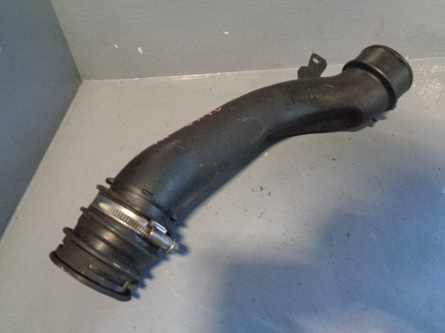 Discovery 4 Air Intake pipe AH22 9F876 BB Land Rover 3.0