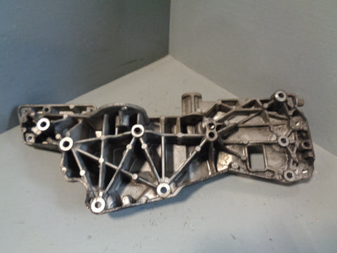 Freelander 2 Alternator Bracket 2.2 TD4 9661310080 Land