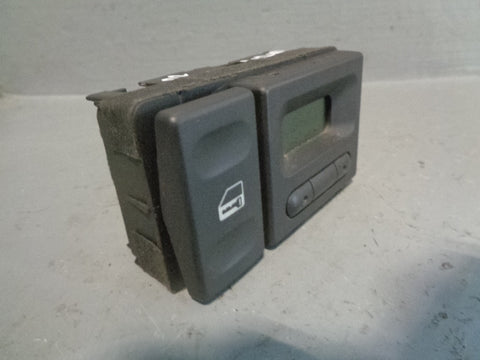 Discovery 2 Clock and Central Locking Button Grey