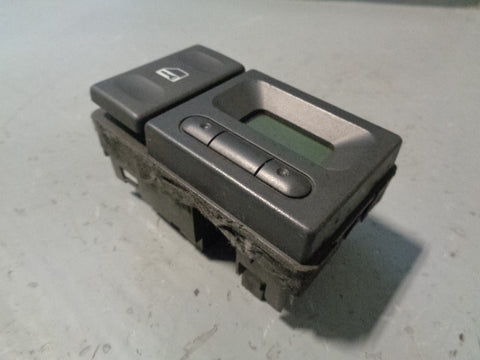 Discovery 2 Clock and Central Locking Button Grey