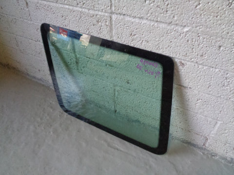 Discovery 2 Window Glass Quarter Near Side Rear Land Rover 1998 to 2004