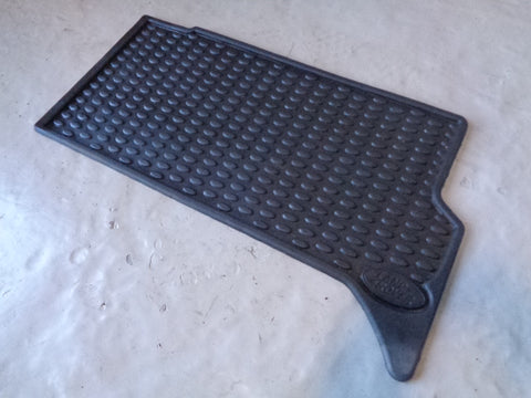 Discovery 2 Floor Mats Rubber Heavy Duty 1998 to 2004 Land Rover R07023