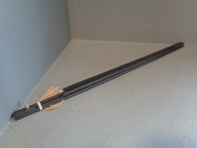 Discovery 3 Weather Strip Seal Off Side Rear Window Land