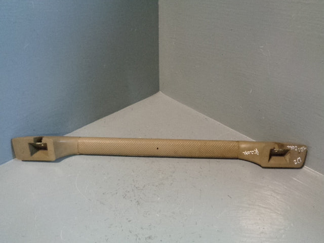 Discovery 2 Tailgate Handle Interior Beige Land Rover 1998