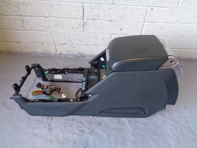 Range Rover L322 Leather Arm Rest Centre Console Black 12v