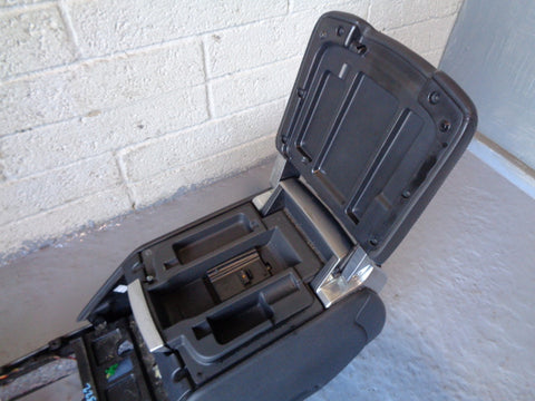 Range Rover L322 Leather Arm Rest Centre Console Black 12v