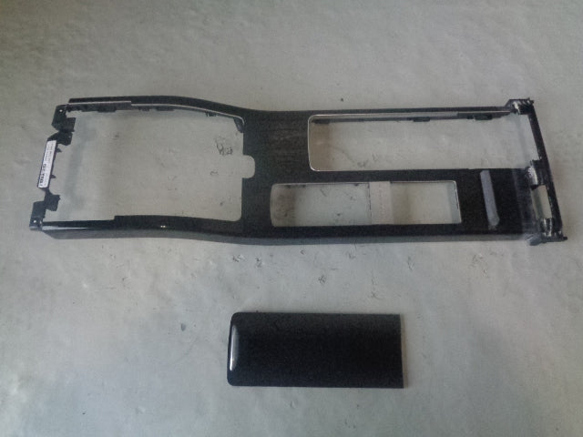 Range Rover L405 Centre Console Trim Panel Surround Black 898959 2013 to 2017
