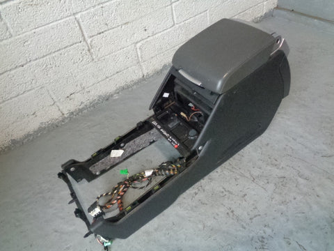 Range Rover L322 Leather Arm Rest Centre Console Grey 12v