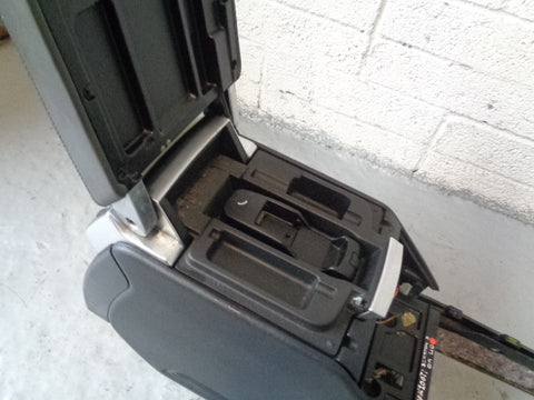 Range Rover L322 Leather Arm Rest Centre Console Grey 12v