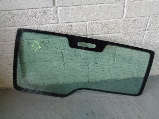 Discovery 2 Tailgate Glass rear Window Land Rover 1998