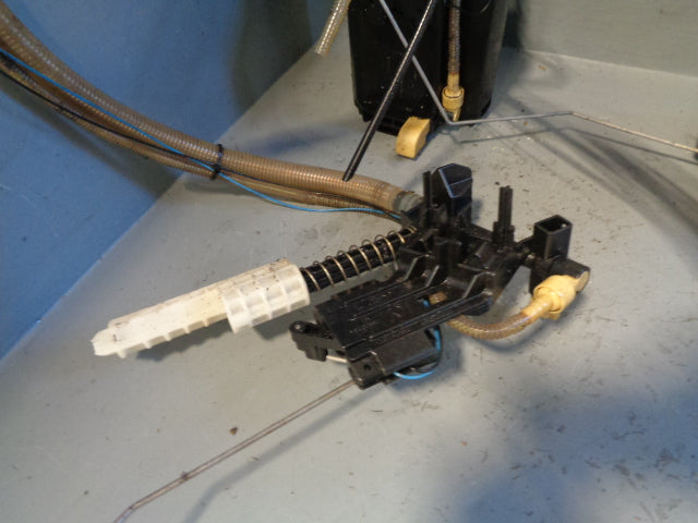 Fuel Pump and Sender In Tank 3.6 TDV8 Range Rover L322 Sport