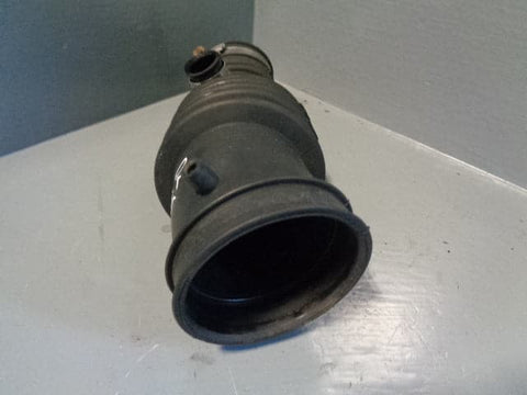 Discovery 2 Turbo To Air Box Pipe Hose TD5 Land Rover 1998