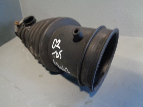 Discovery 2 Turbo To Air Box Pipe Hose TD5 Land Rover 1998