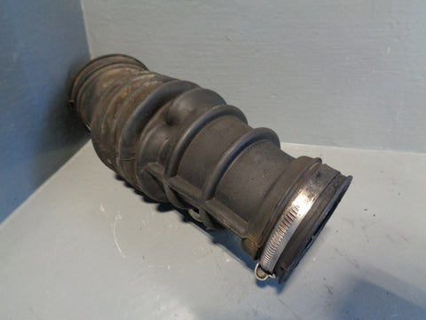 Discovery 2 Turbo To Air Box Pipe Hose TD5 Land Rover 1998