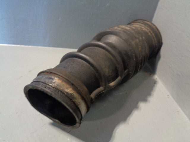 Discovery 2 Turbo To Air Box Pipe Hose TD5 Land Rover 1998