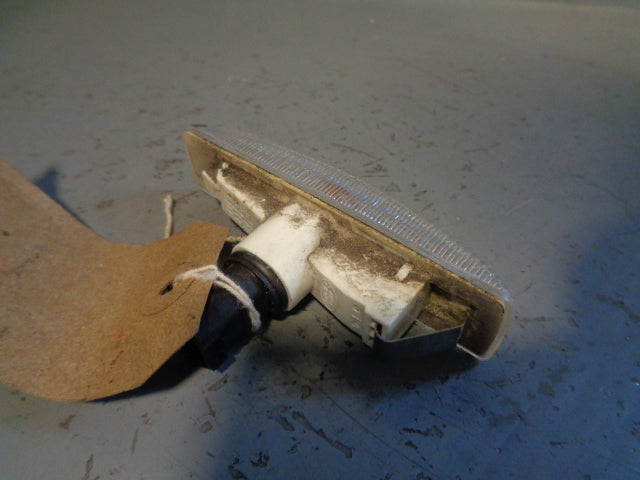 Discovery 3 Side Repeater Clear Indicator for Wing Land