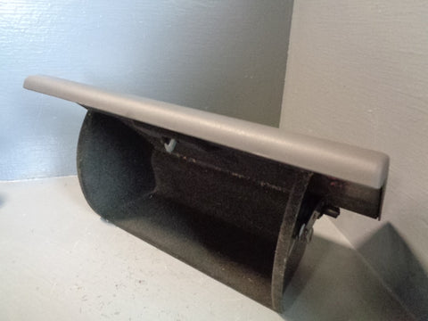 Discovery 2 Glove Box Complete Unit in Grey Land Rover 1998