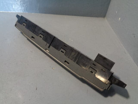 Discovery 3 Hazard Central Locking DSC Panel YUL500400WUX