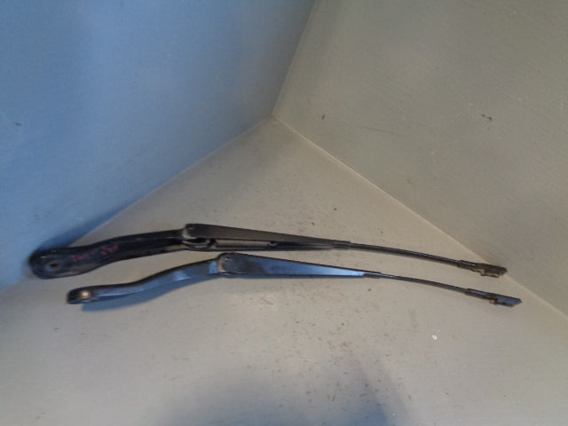 Freelander 2 Front Wiper Arms Pair Of Land Rover 2006