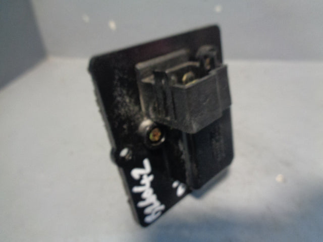 Discovery 2 Heater Blower Fan Resistor 077800-0481 Land