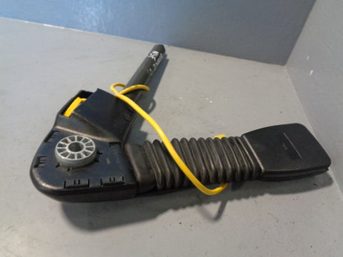 Discovery 2 Seat Belt Pre-Tensioner Near Side Front Land