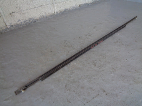 Discovery 4 Weather Strip Seal Off Side Front Window Land
