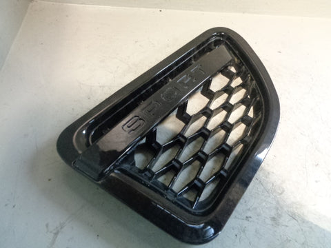 Range Rover Sport Wing Vents Pair L320 in Black Supercharged Style 2005 to 2013