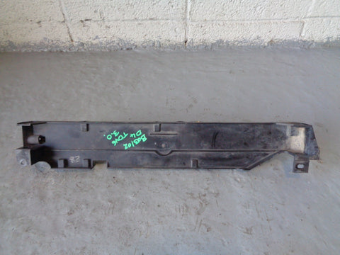 Discovery 4 Radiator Brackets Mounts Pair AH32-3B589 Land