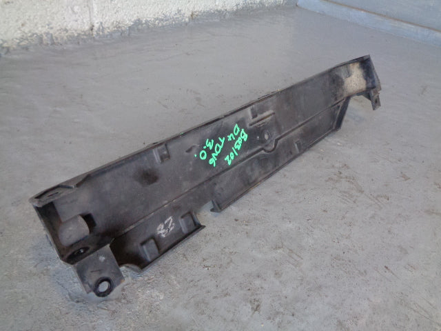 Discovery 4 Radiator Brackets Mounts Pair AH32-3B589 Land