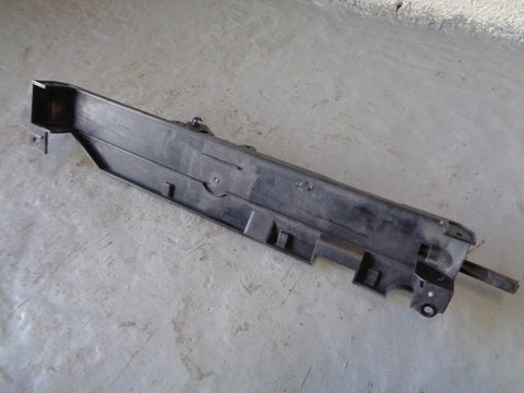 Discovery 4 Radiator Brackets Mounts Pair AH32-3B589 Land